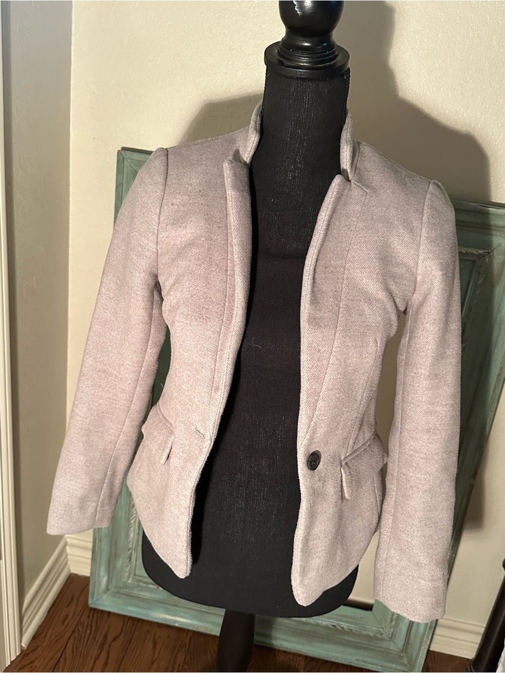 Banana Republic Light Gray Women's Tailored Blazer